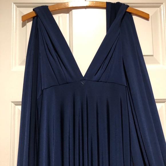 Lulu’s Tricks of the Trade Convertible Dress - Picture 2 of 5